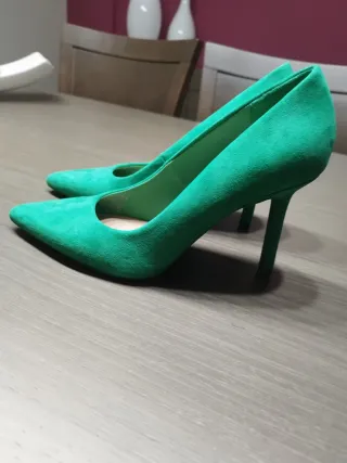 Zapatos de tacón verde