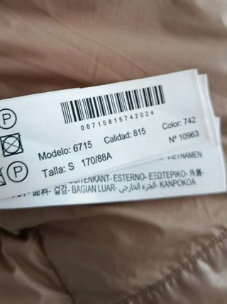 Chaqueta acolchada plumas con capucha camel T. S