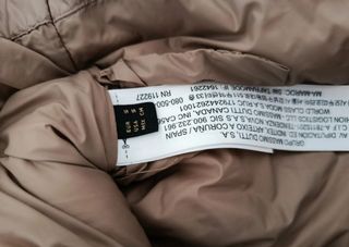 Chaqueta acolchada plumas con capucha camel T. S