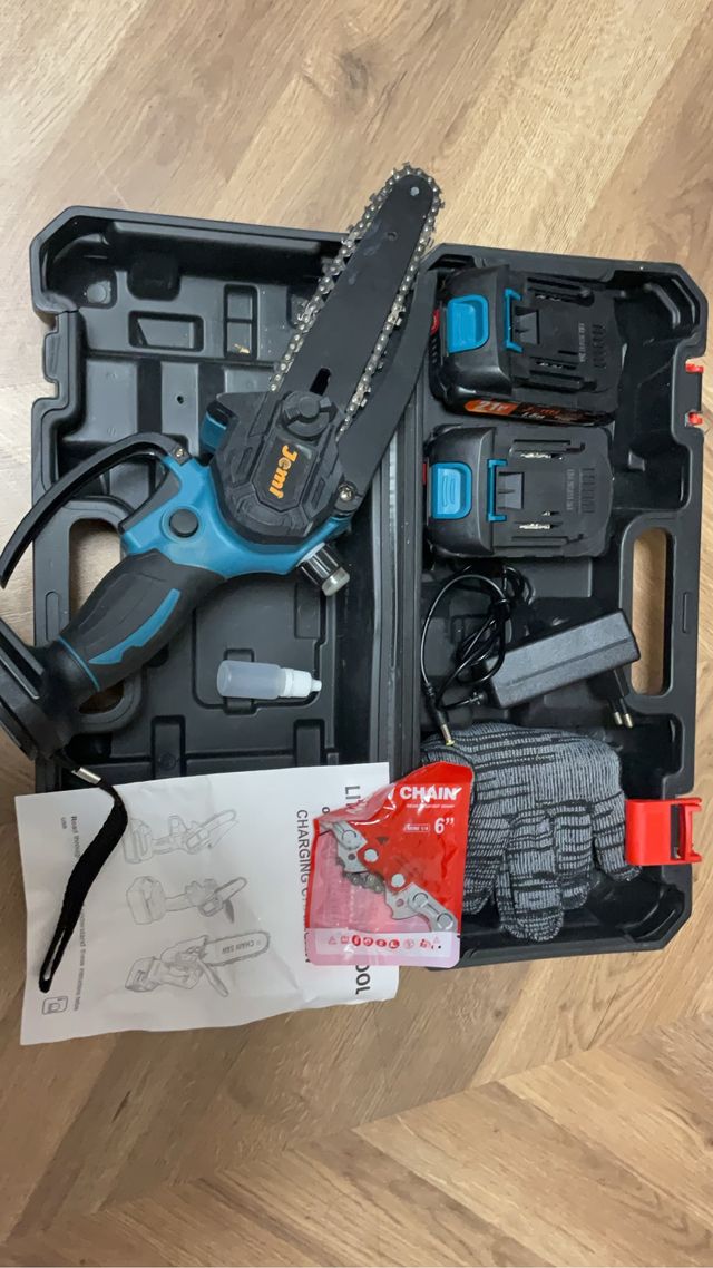 Mini Sierra Eléctrica Inalámbrica