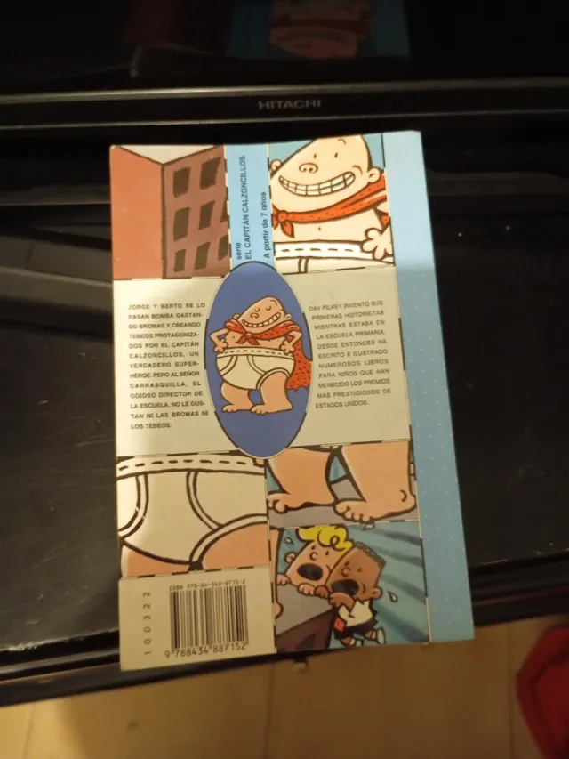 Las aventuras del Capitán Calzoncillos y el bar...