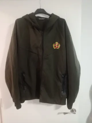 3 Chaquetas de chanda de hombre en buen estado 