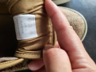 Zapatillas Guess Talla 39. 