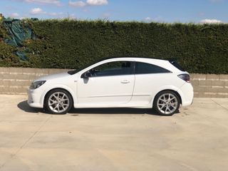 Opel Astra 2009