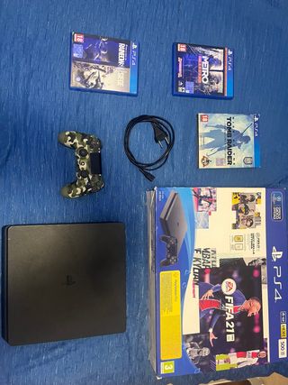 PS4 (PlayStation 4) Nera + Giochi