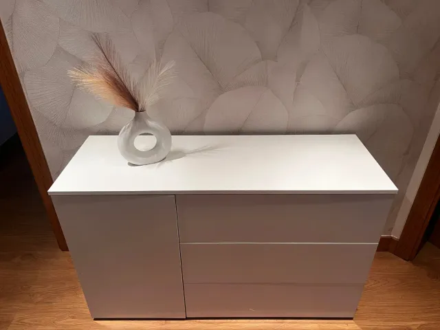 Mueble recibidor blanco