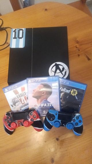 PS4 (PlayStation 4) Negra + 3 Juegos + 2 Mandos