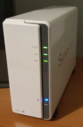 NAS Synology DS115j con HDD 4TB WD Red