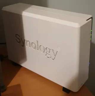 NAS Synology DS115j con HDD 4TB WD Red