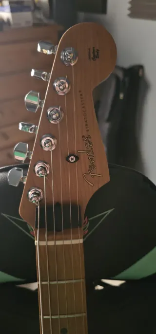 Fender Stratocaster 75 Aniversario Shell Pink