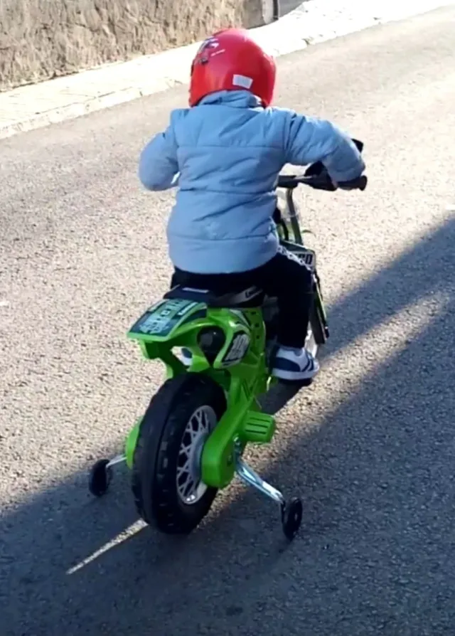 Moto Eléctrica Kawasaki Niños