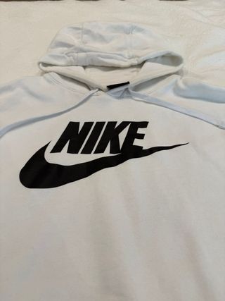 Sudadera Nike con capucha blanca