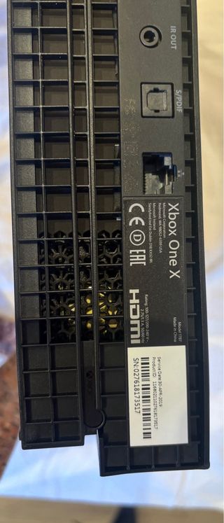 Xbox One X Negra