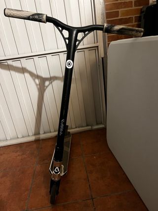 Patinete Scooter Seminuevo Marca Albot