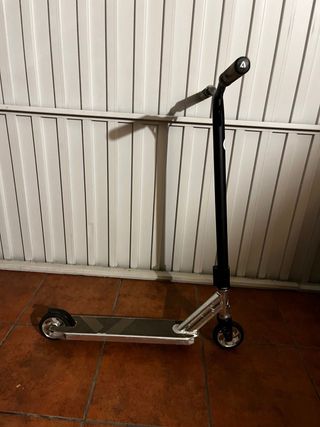 Patinete Scooter Seminuevo Marca Albot