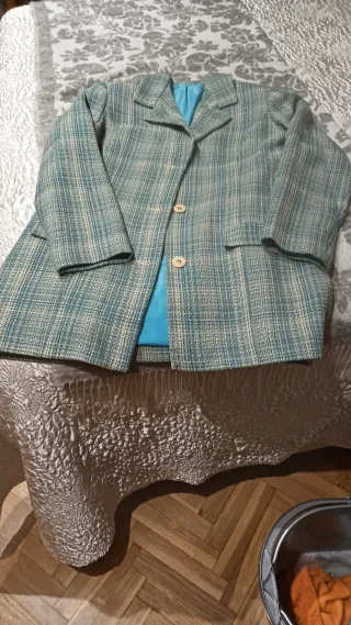 Americana mujer cuadros beige y azul