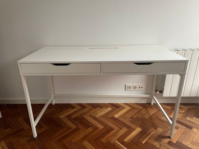 Escritorio Ikea Blanco como NUEVO