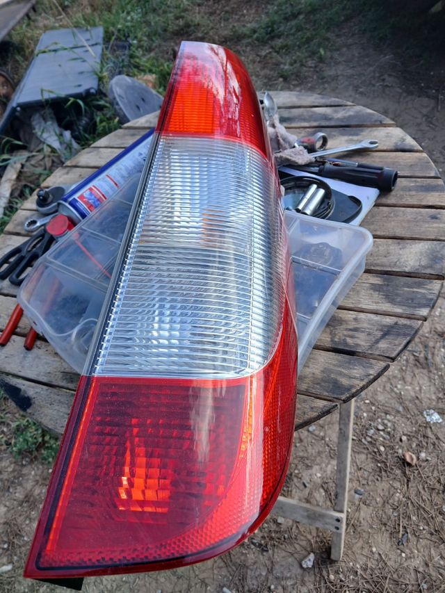 Interesante traseo mercedes