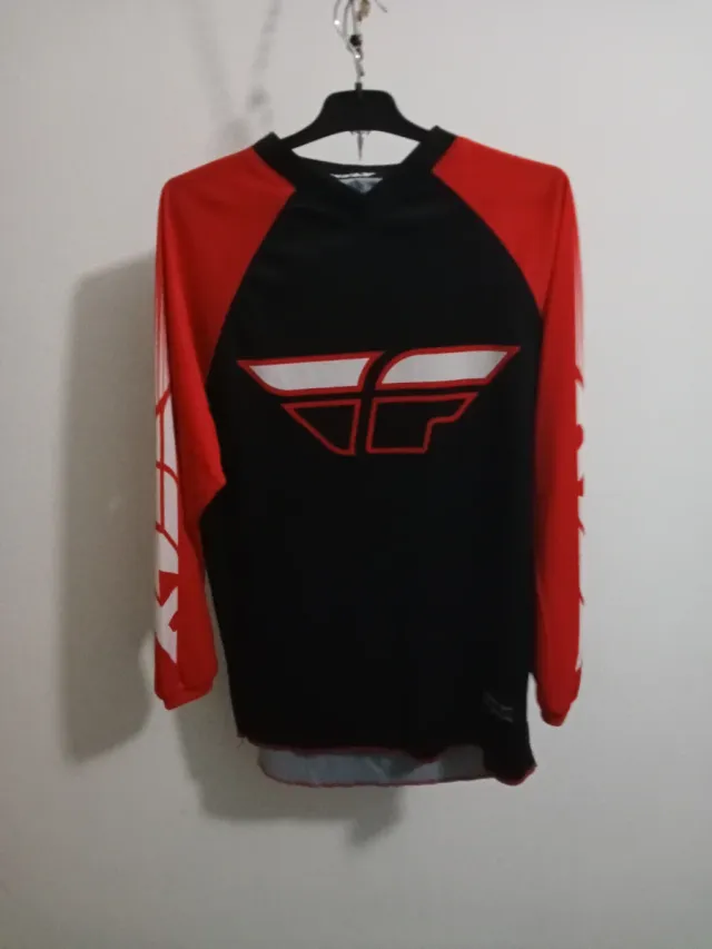 Traje fly . camiseta ,pantalón