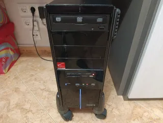 PC Gigabyte Negra