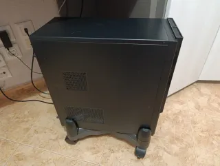  PC Gigabyte Negra