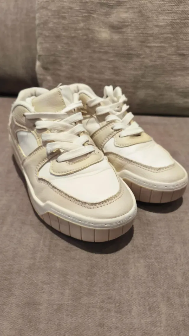 Zapatillas deportivas niña