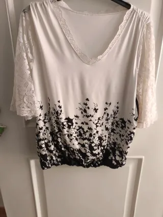 Blusa Niqui Encaje Flores