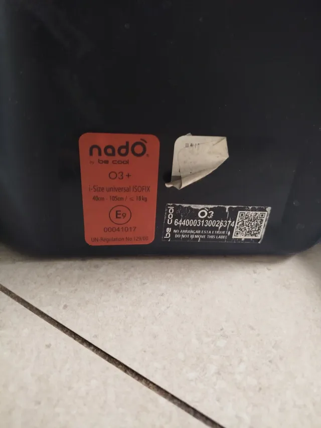 Silla de coche giratoria gris