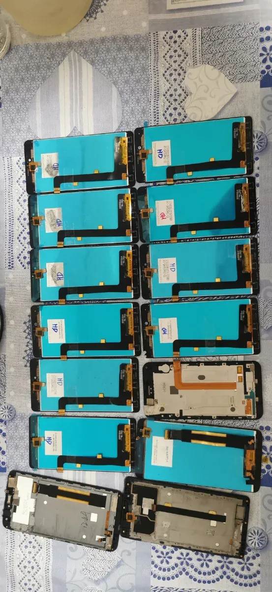 Parti mobili per schermi LCD