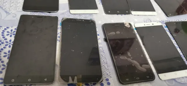 Parti mobili per schermi LCD