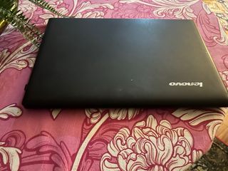 Ordenador portátil Lenovo negro(descargado),