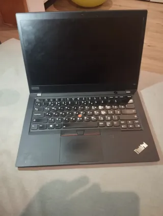Portátil Lenovo ThinkPad Negro