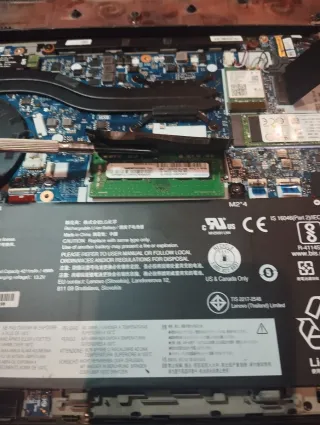 Portátil Lenovo ThinkPad Negro