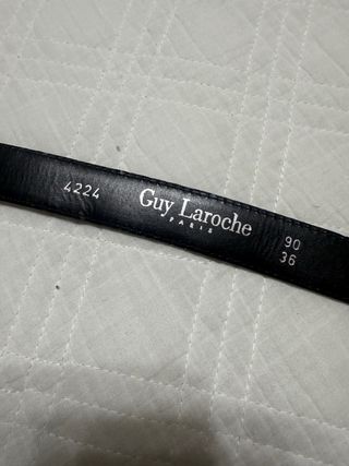 Cinturón cuero negro Guy Laroche T.90
