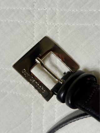 Cinturón cuero negro Guy Laroche T.90
