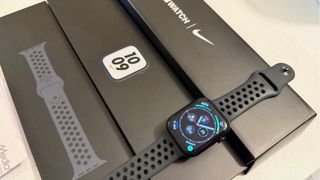 Apple Watch 7 Nike Special Edition nuevo 45mm _``