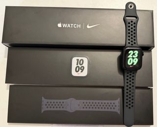 Apple Watch 7 Nike Special Edition nuevo 45mm _``