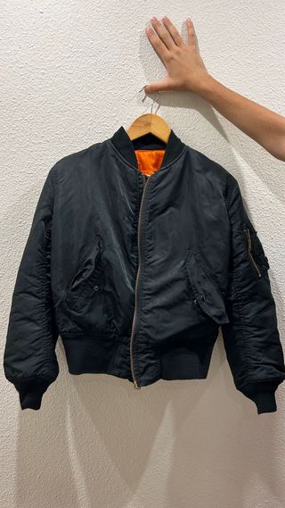 Bomber negra Alpha Industries