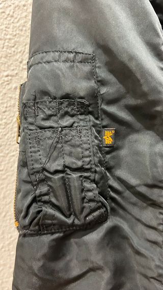 Bomber negra Alpha Industries