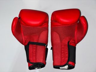 Guantes Boxeo Outshock 14 oz Rojos