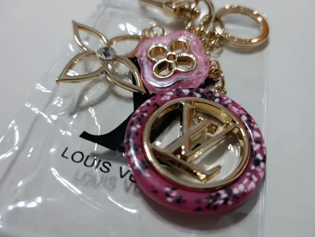 Llavero LV Flor y Monograma