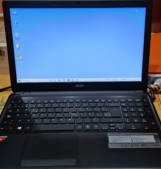 Acer Aspire E1-522 Laptop Negra+regalo accessorios