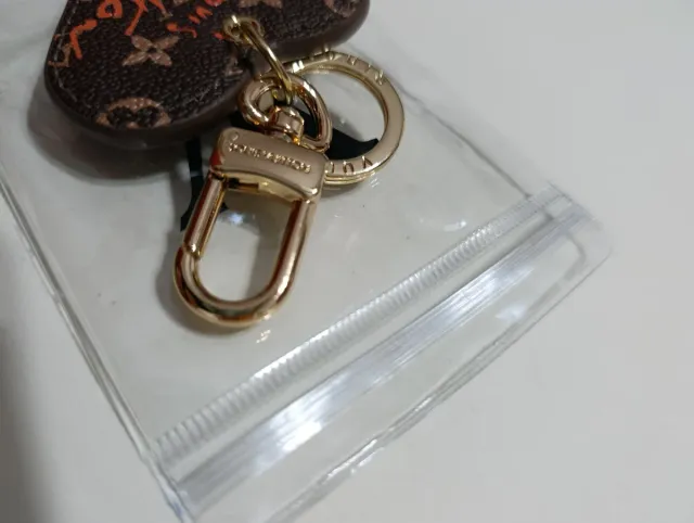 Llavero Corazón Louis Vuitton