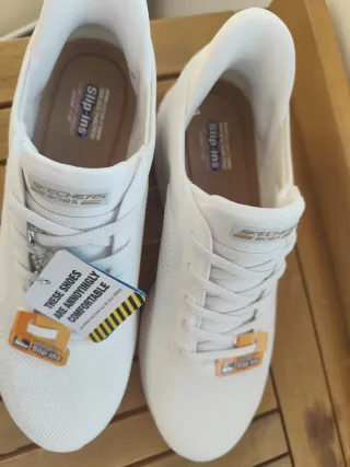 Zapatillas Skechers Bob's Slip-ins Blancas