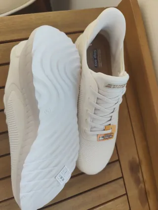 Zapatillas Skechers Bob's Slip-ins Blancas