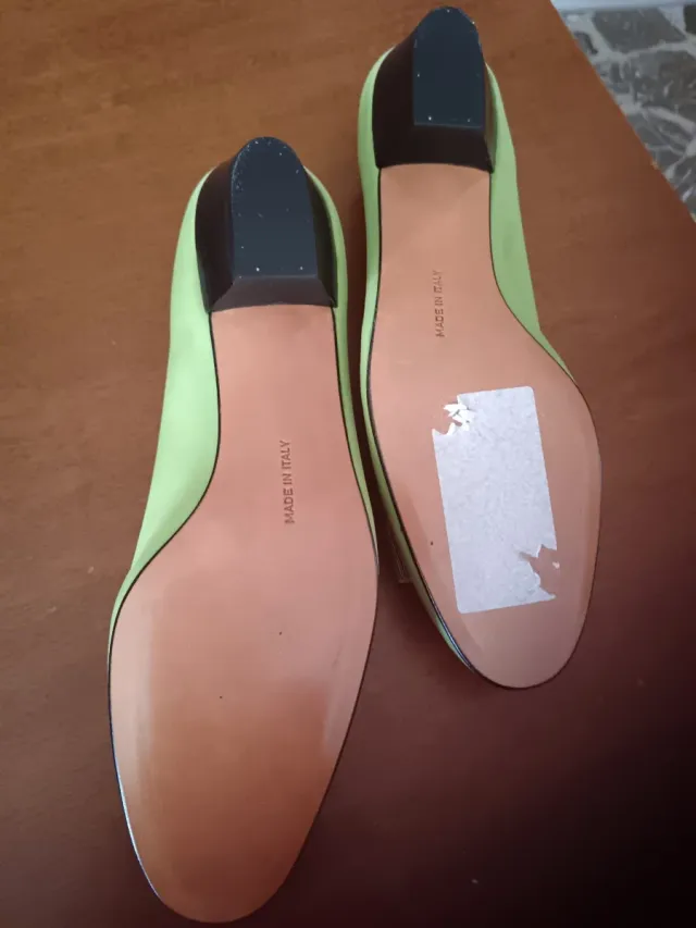 Salvatore Ferragamo verdi con fiocco