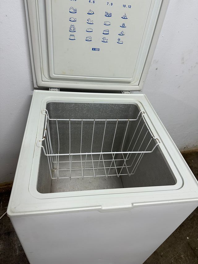Congelador arcón blanco
