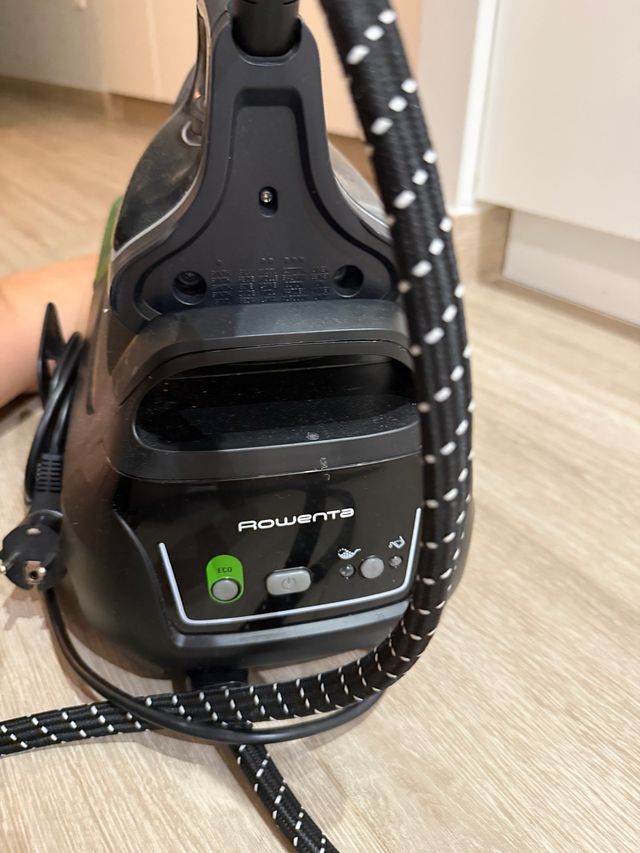 Centro da stiro Rowenta Perfect Steam Pro