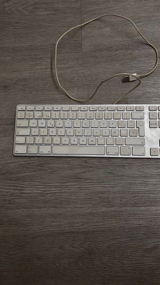 Teclado Apple iMac Plateado con Cable