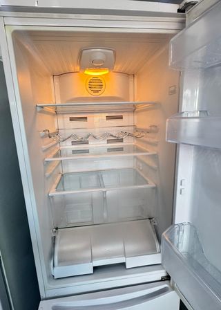 FRIGORÍFICO BLANCO ANSONIC NO FROST ❄️